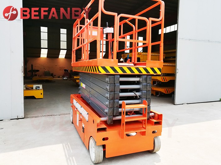 Self Propelled Scissor Lift Platform