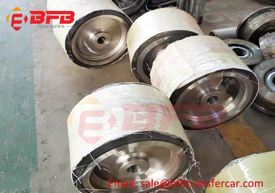 406mm Diameter Cast Iron Polyurethane Wheel For Trackless Transfer Cart Exported Mexico